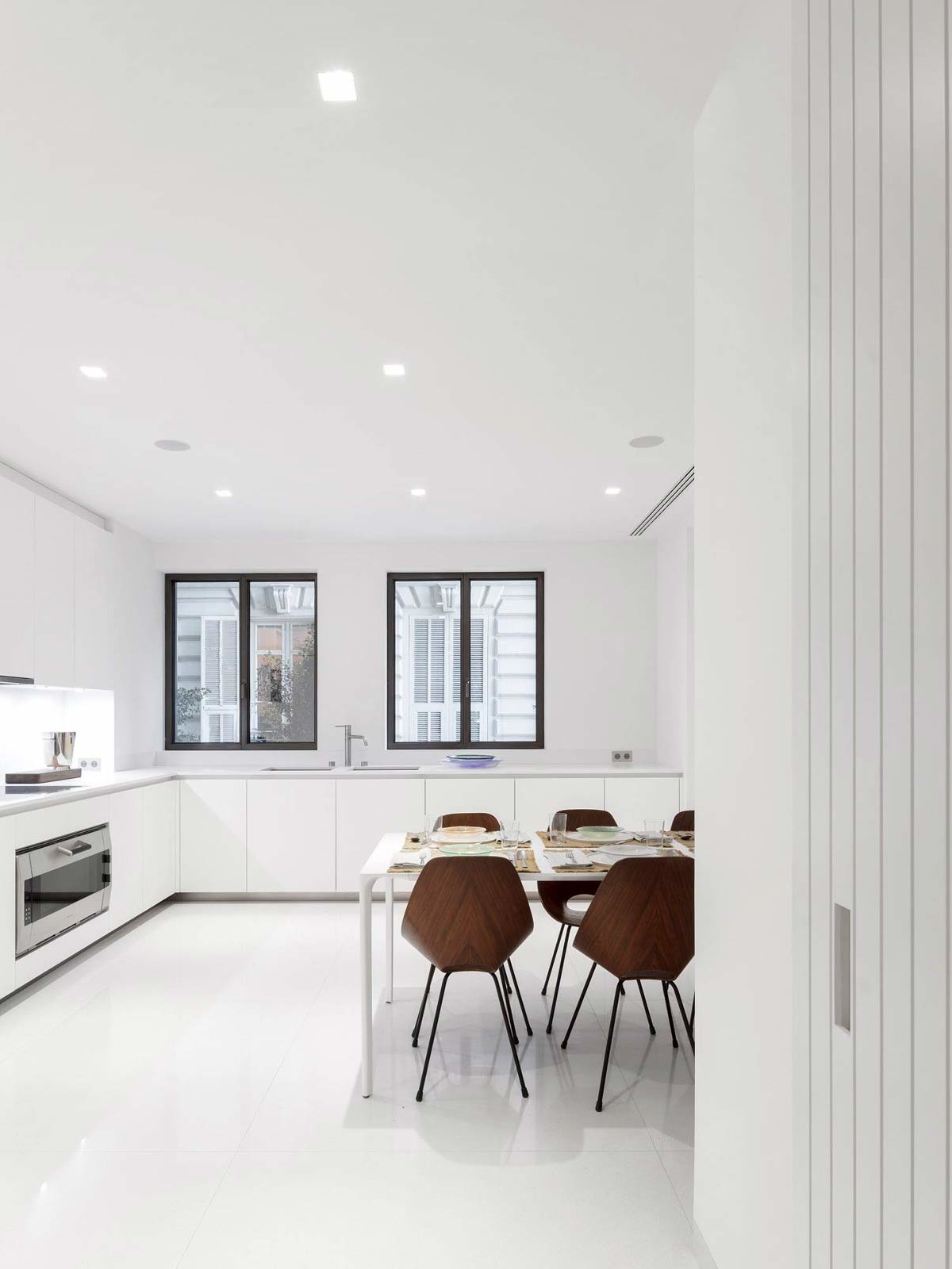 fenetre en bronze sur-mesure appartement