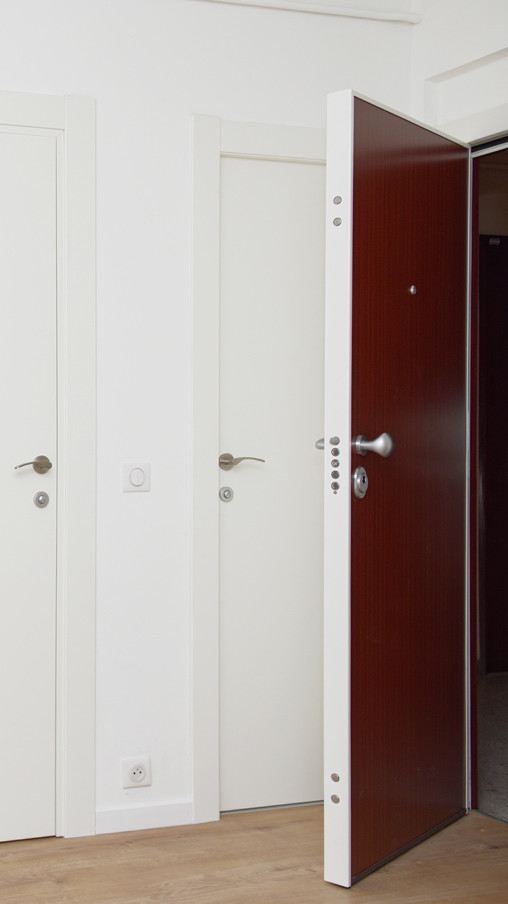 installation porte bicolore et blind&eacute;e