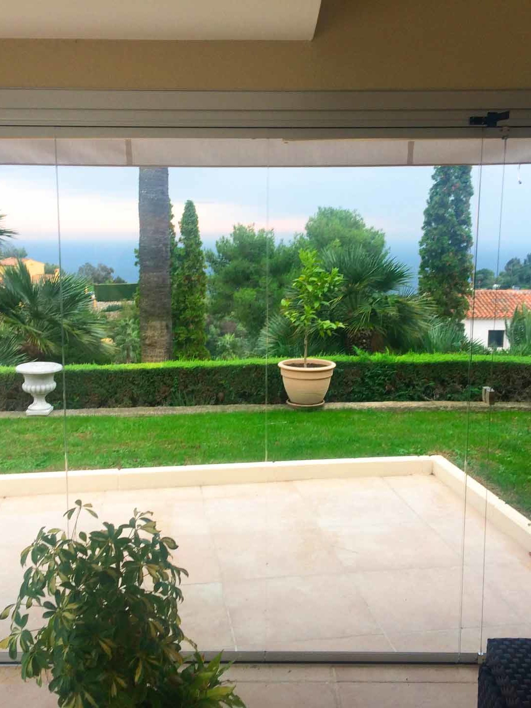 instalaltion mur de verre sur-mesure