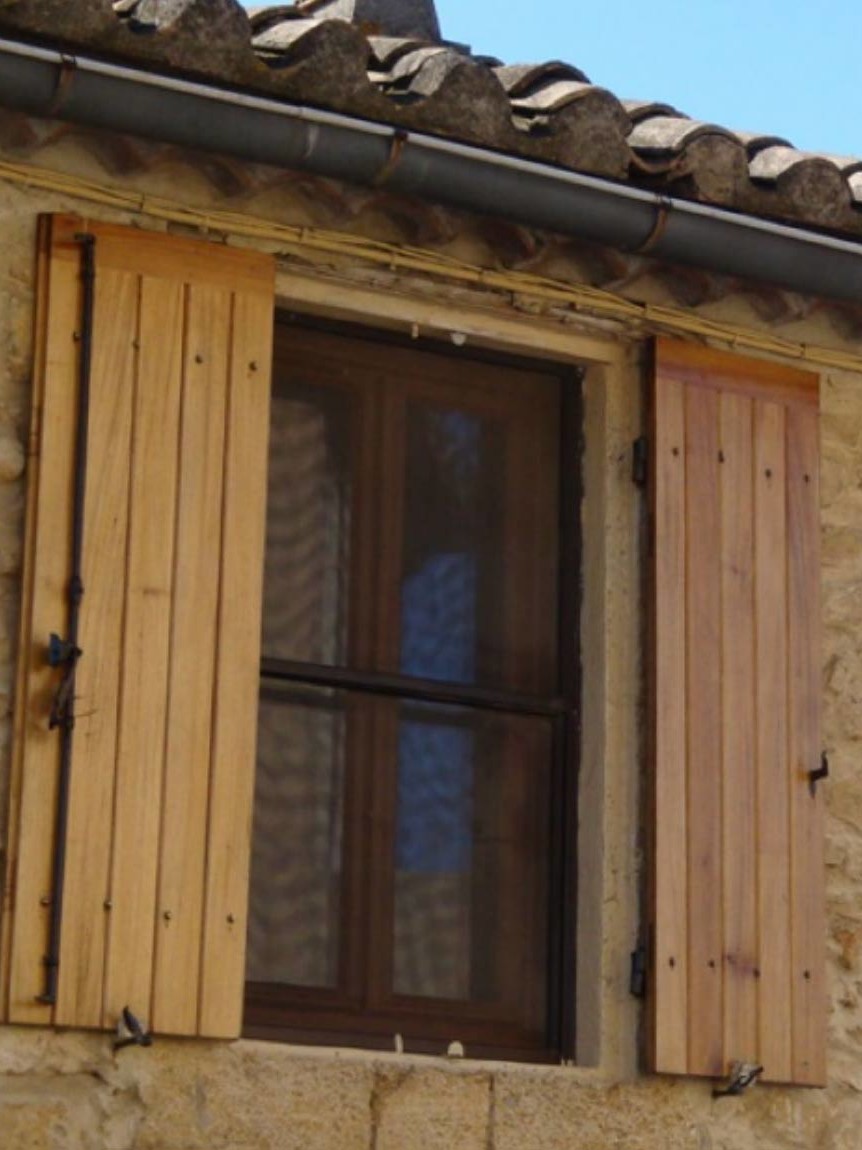 installation moustiquaire coulissante