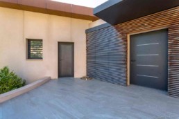 porte de garage moderne sur-mesure