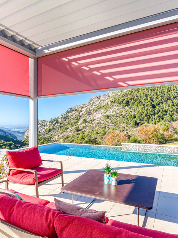 Pergola bioclimatique avec screen